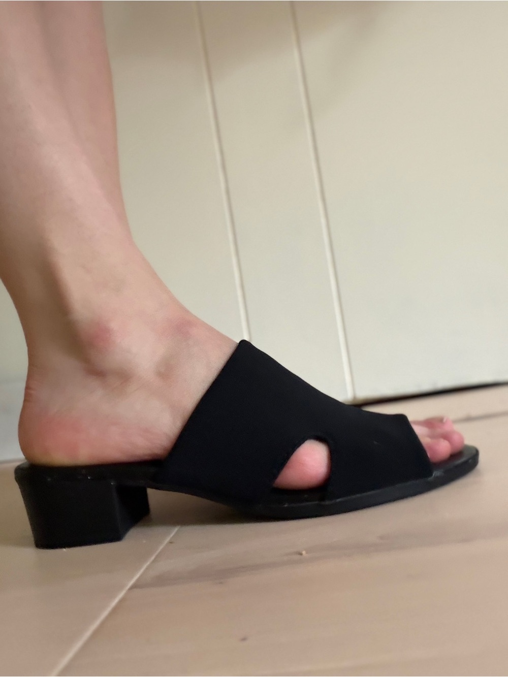 Bandolino Black Open-Toe Slide Mule